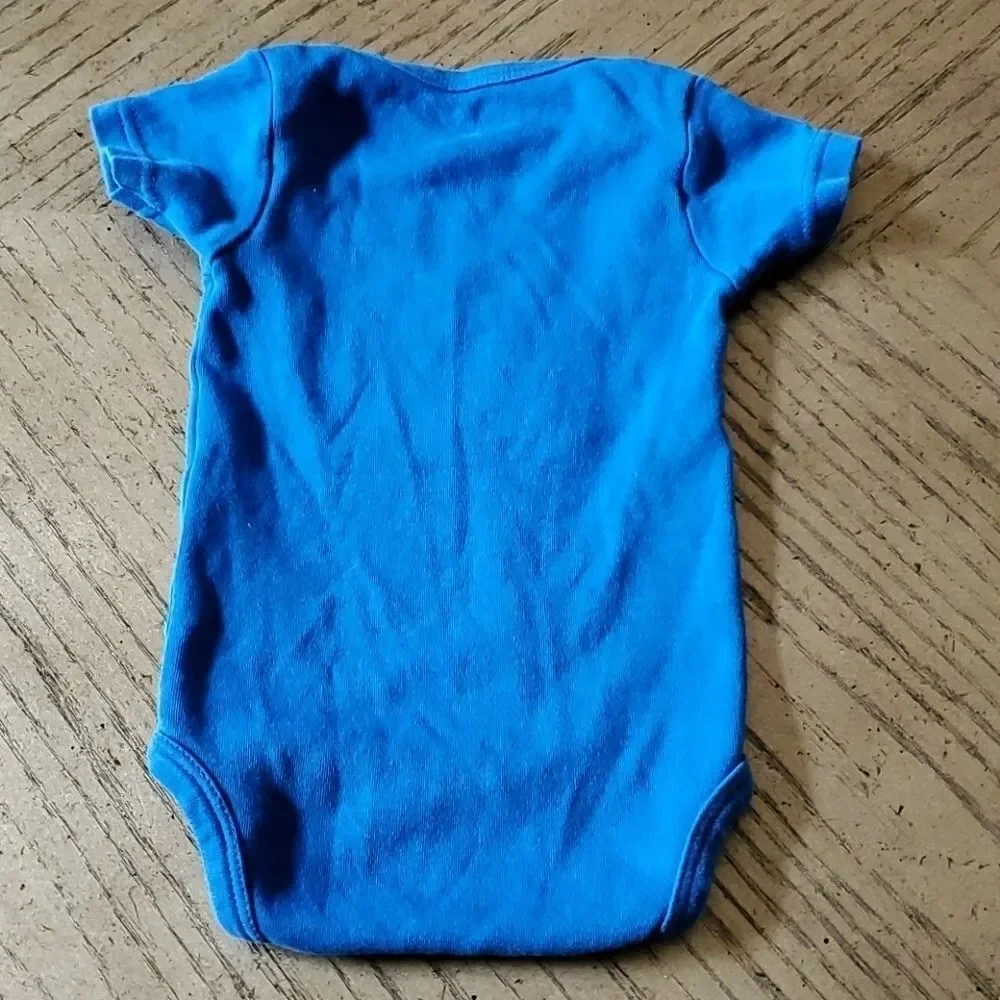 Boys 6-12 month King Onsie